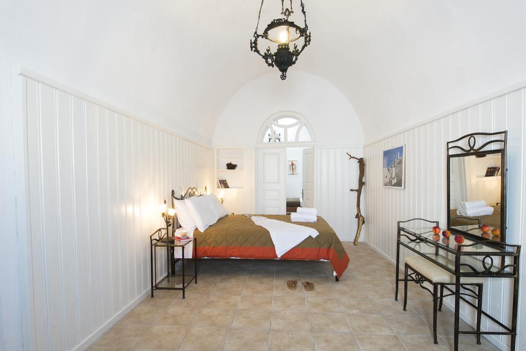 Simantiri Private Villa Megalochori  Bilik gambar